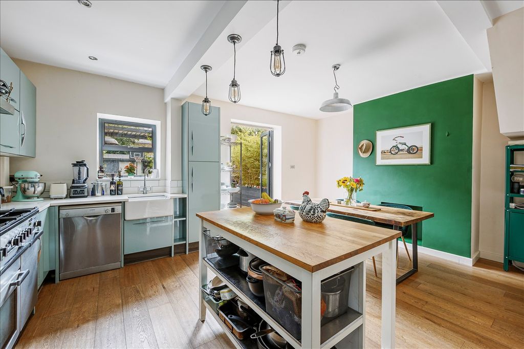 Property photo 1 of 9 Main Picture