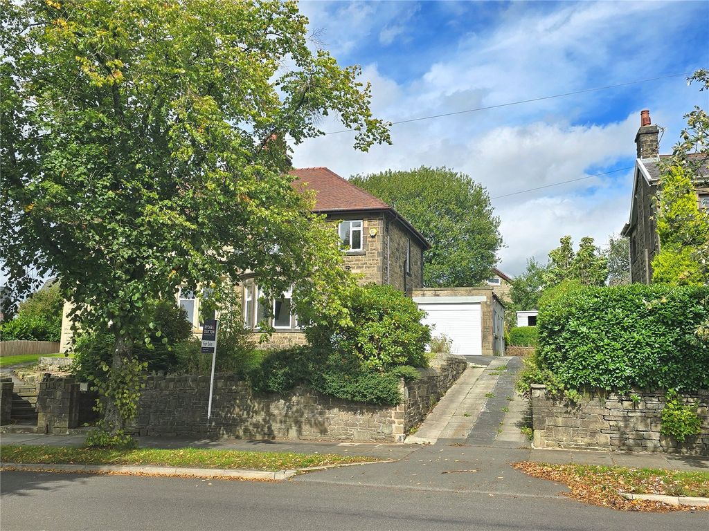 Property photo 1 of 20 Desirable Plot