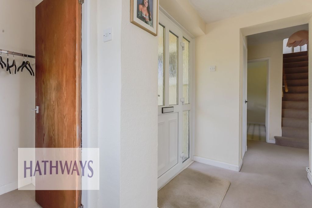 Property photo 3 of 35