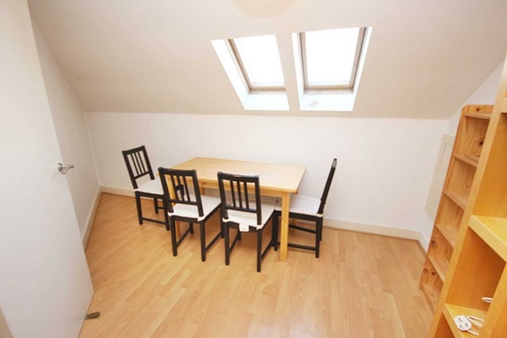 Property photo 3 of 8