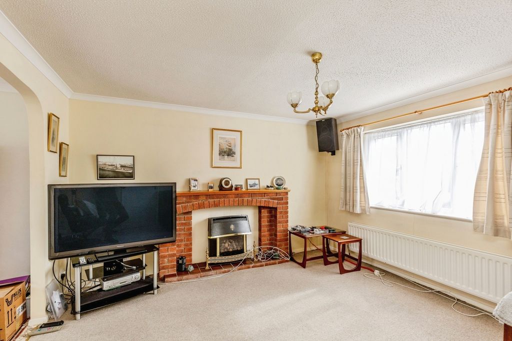 Property photo 3 of 22 Pbox-Img.Jpg