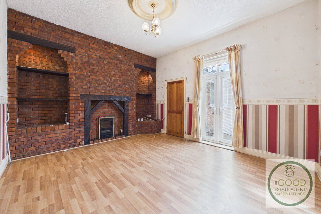 Property photo 2 of 23