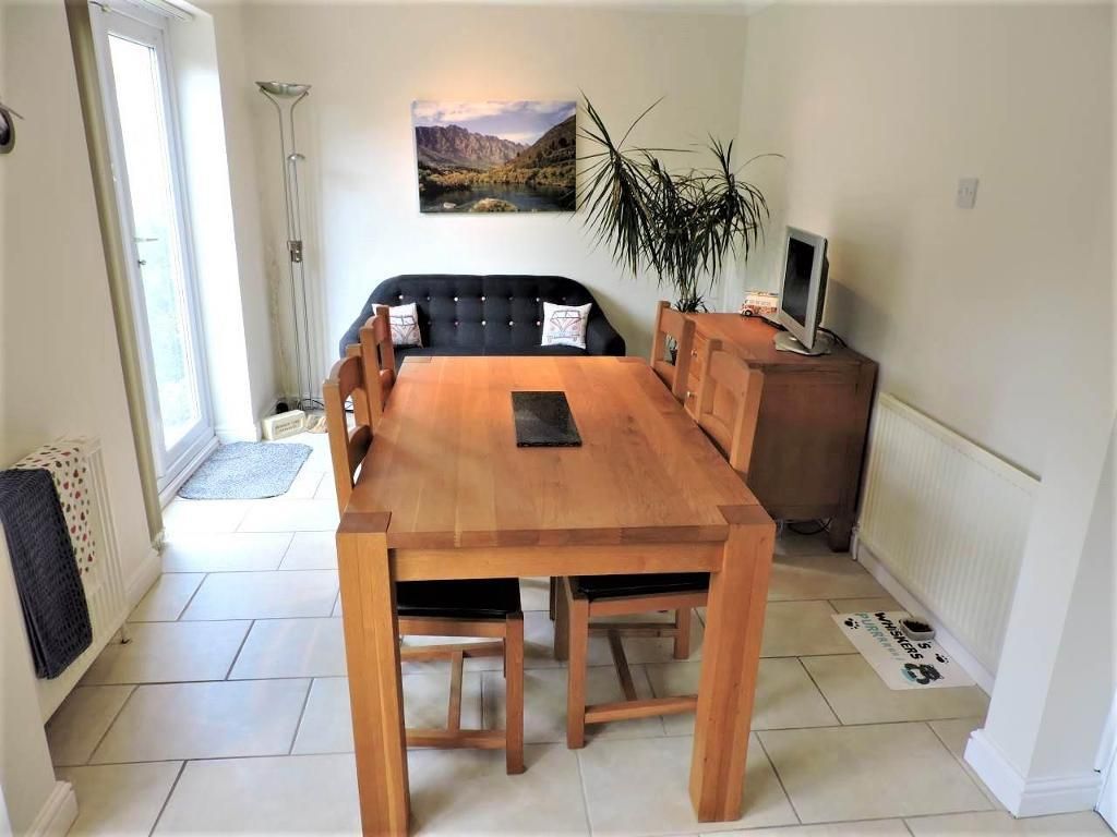 Property photo 3 of 9 Dining Room