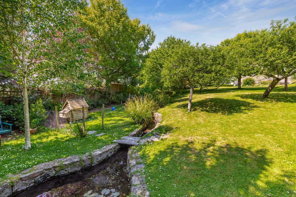 Property photo 3 of 36 A17 - Higher Orchard 7 Court Road Newton Ferrers - 250520