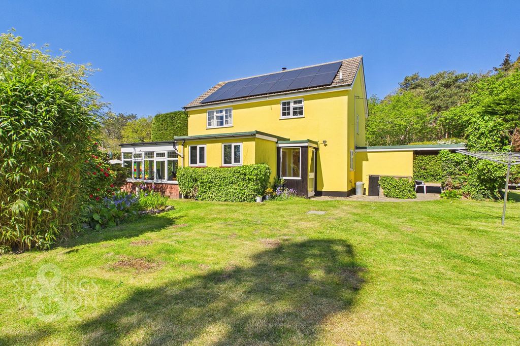 Property photo 1 of 40