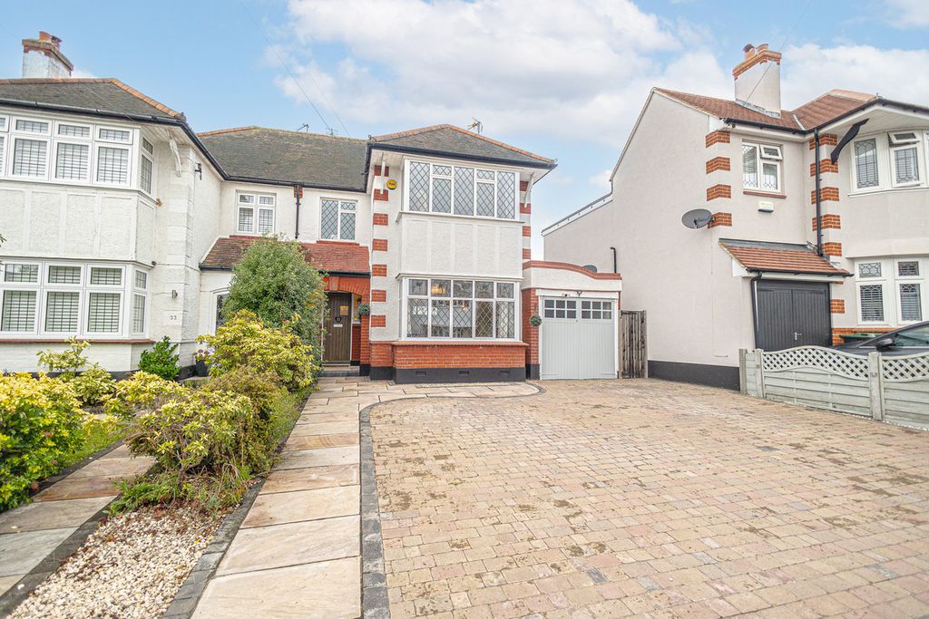 Property photo 1 of 26