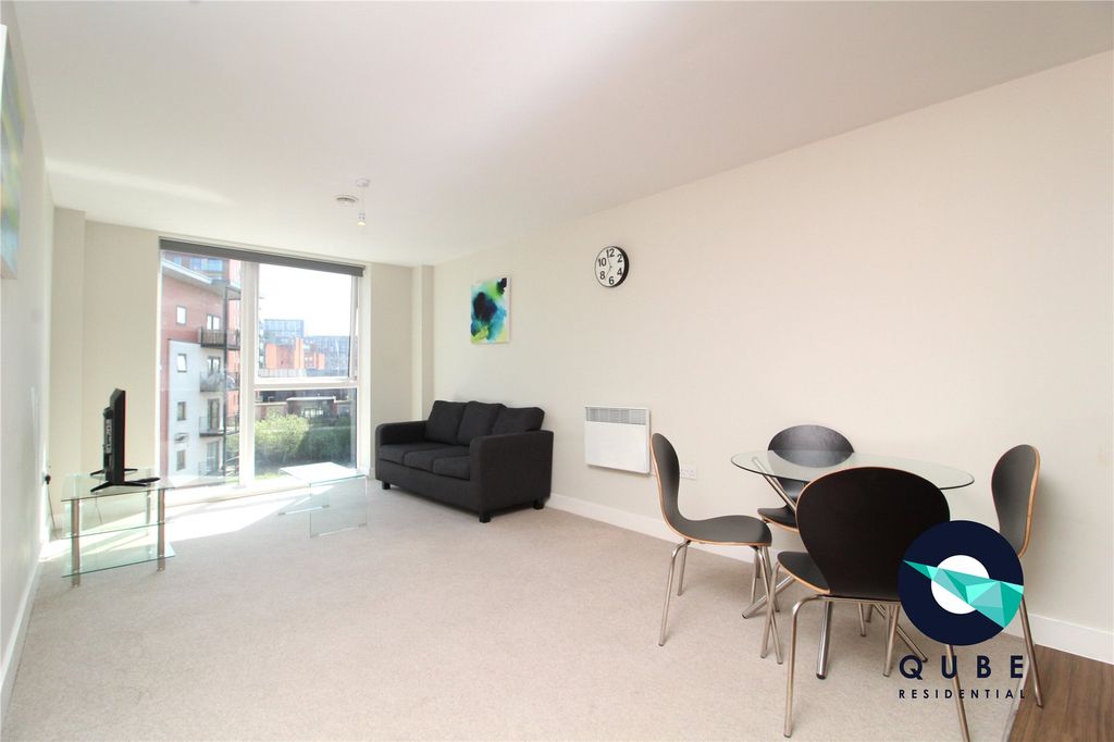 Property photo 2 of 9 Picture No. 18
