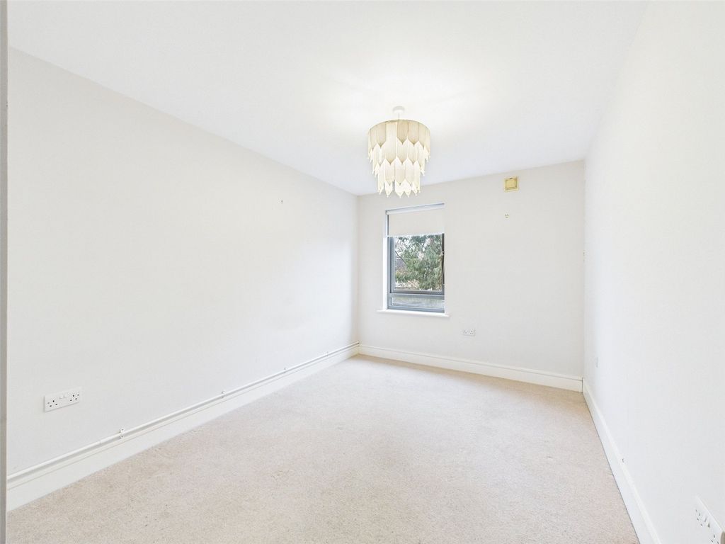 Property photo 3 of 7 Picture No. 15