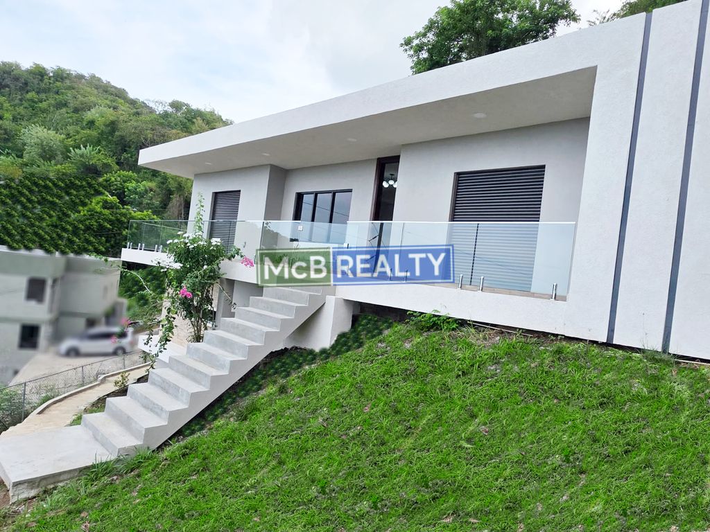 Property photo 2 of 32