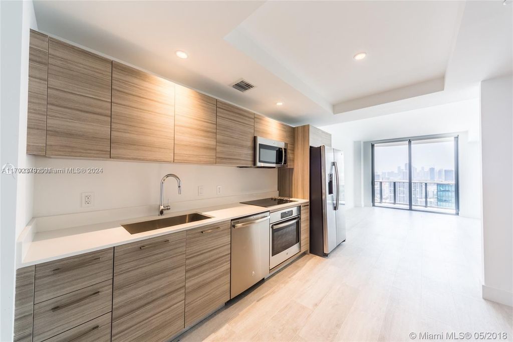 Property photo 3 of 11 <Alttext/>