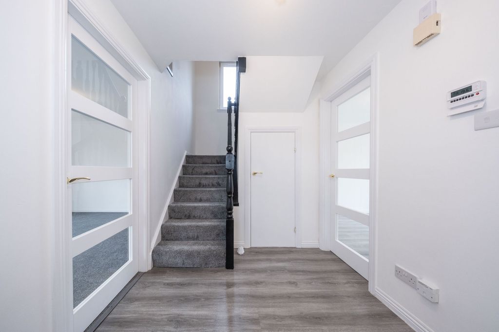 Additional image 9 of 4 bed detached house for saleBankton Avenue, Livingston EH54