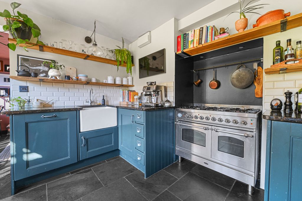 Property photo 3 of 43 Ht-Fc(Col)-Thetrossachs-19