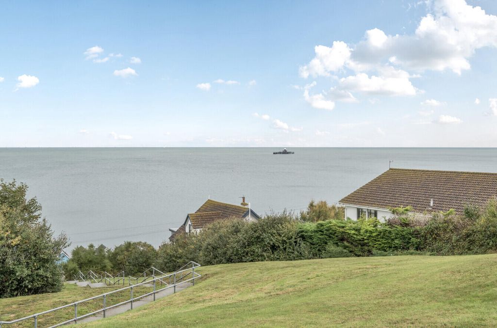 Property photo 2 of 17 Exterior