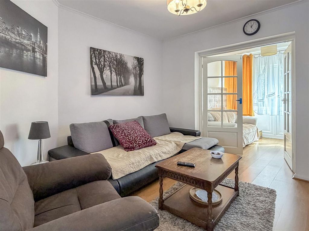 Property photo 2 of 11 Img_0422.Jpeg