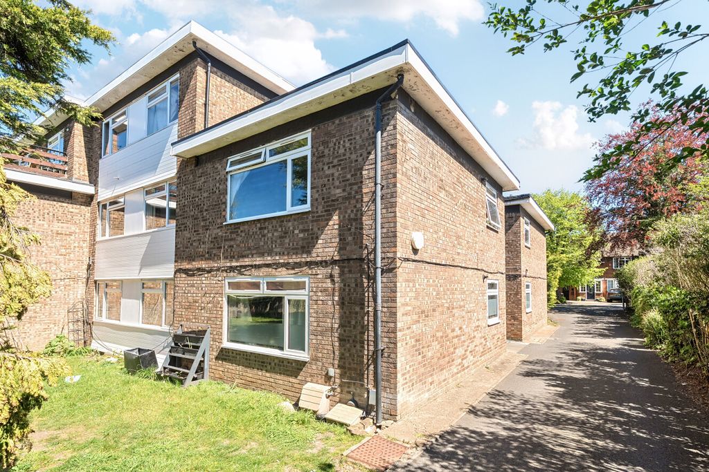 Property photo 1 of 10 1449720-21-69Eb68...
