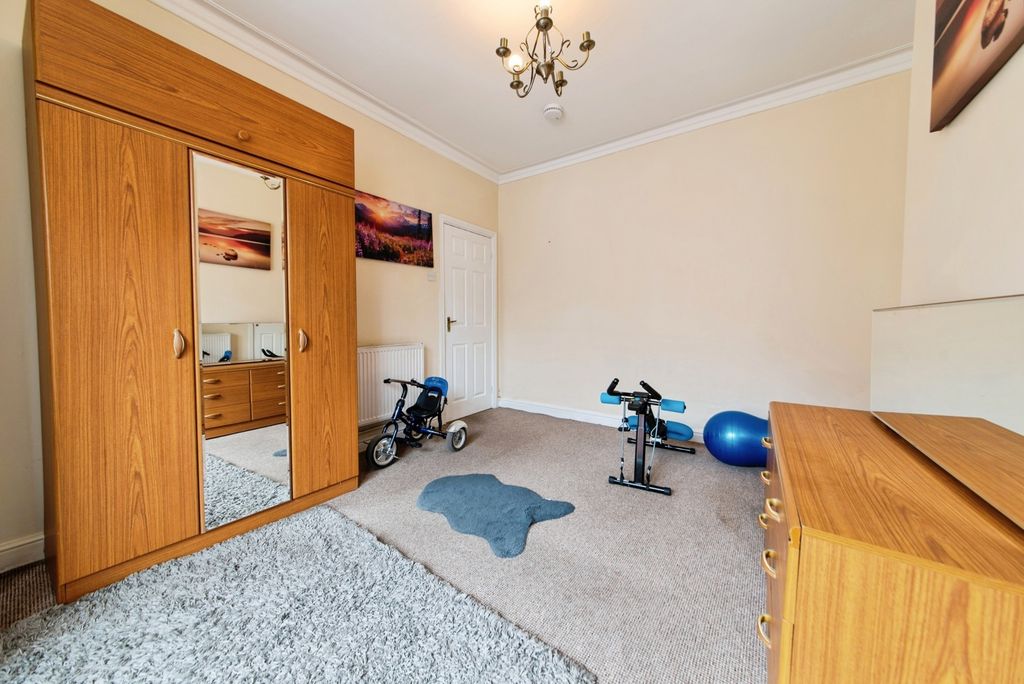 Property photo 3 of 13 Pbox-Img.Jpg