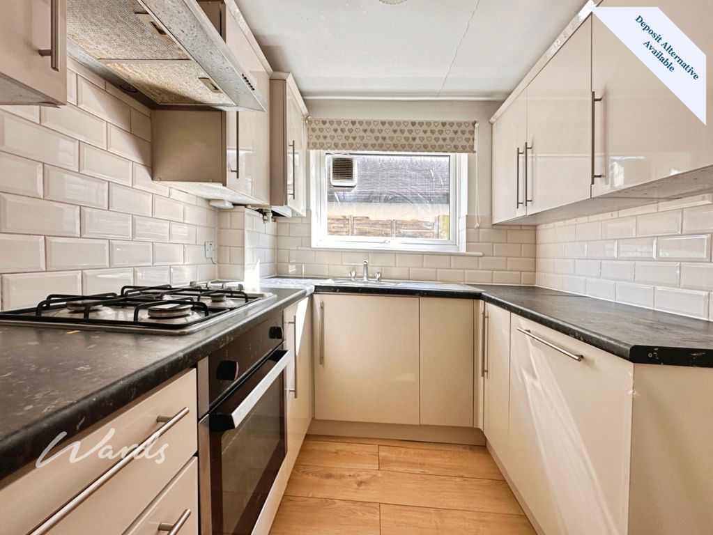 Property photo 2 of 14 Kitchen