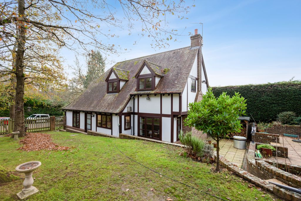 Property photo 2 of 8 2