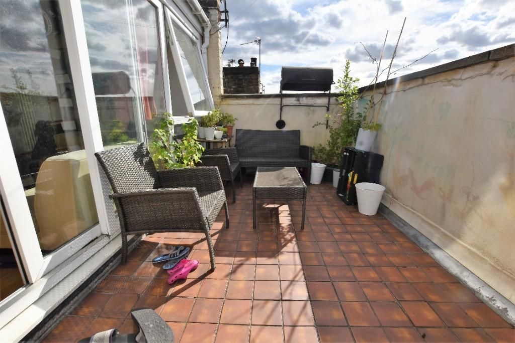Property photo 3 of 7