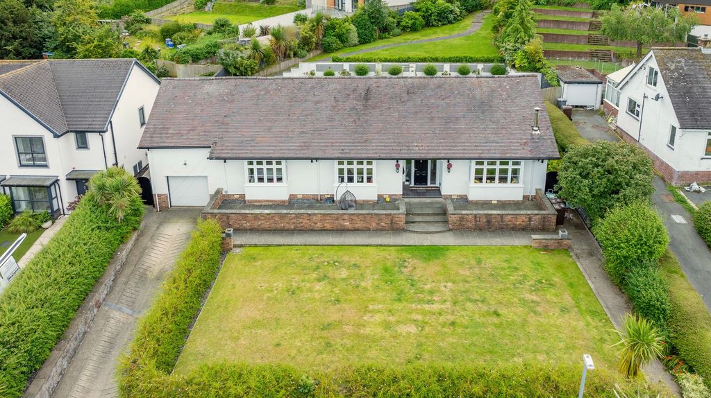 Property photo 1 of 16