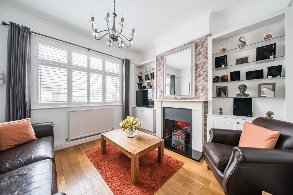 Property photo 2 of 18 1387034-1-6931A08...