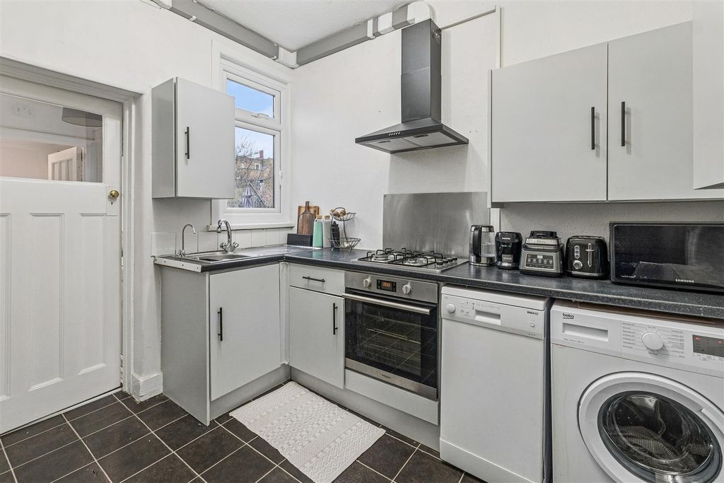 Property photo 2 of 16 7.Jpg