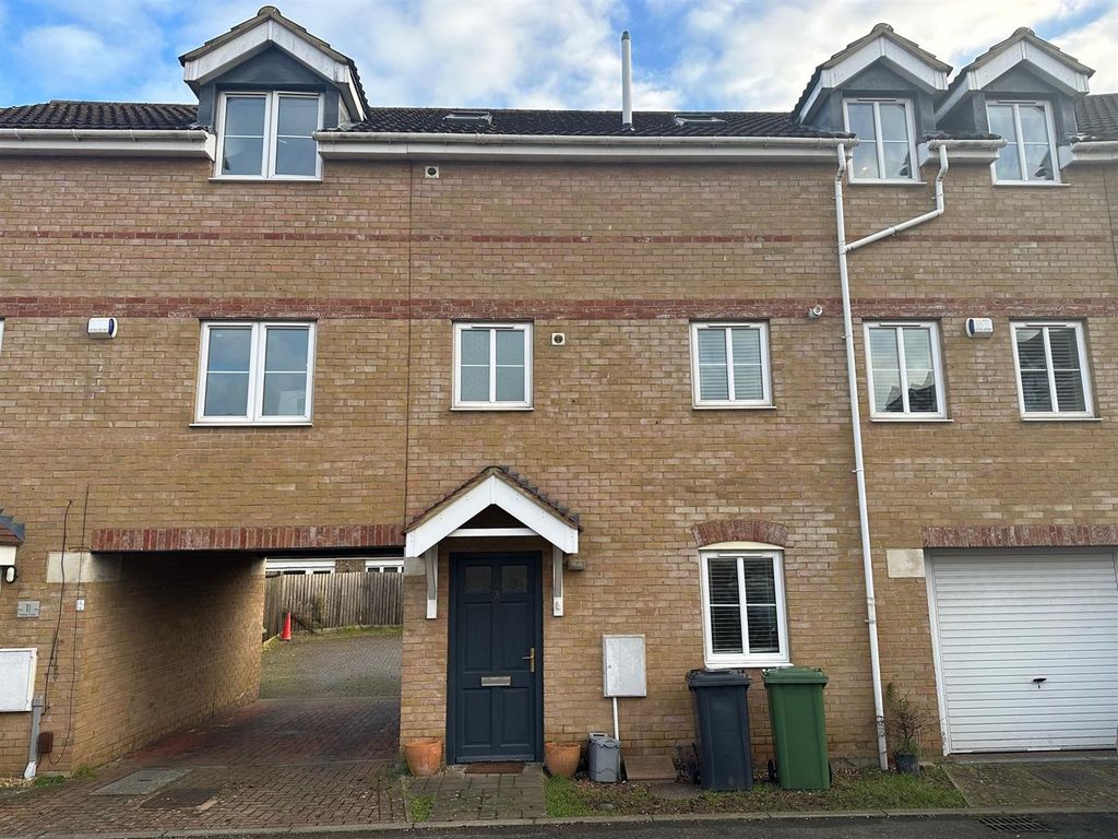 Property photo 1 of 16 Front