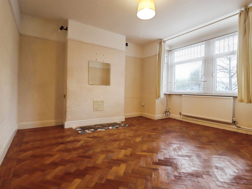 Property photo 3 of 21