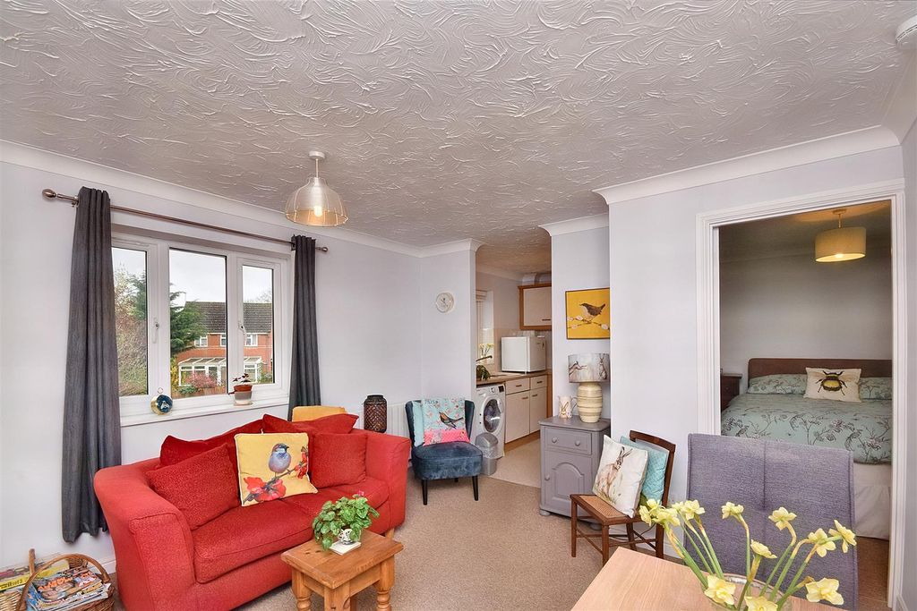 Property photo 2 of 6 4 (9).Jpg