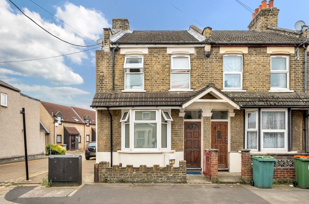 Property photo 1 of 16 Picture No. 03