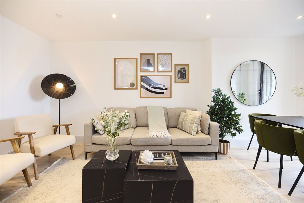 Property photo 2 of 27 Picture No. 05