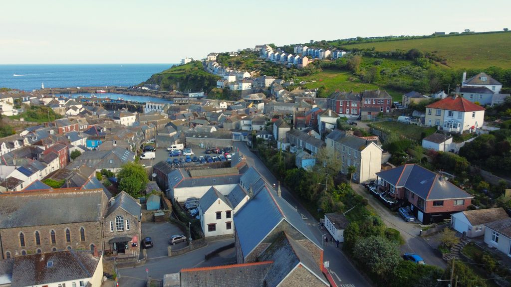 Property photo 1 of 12 Dji_0218.Jpg