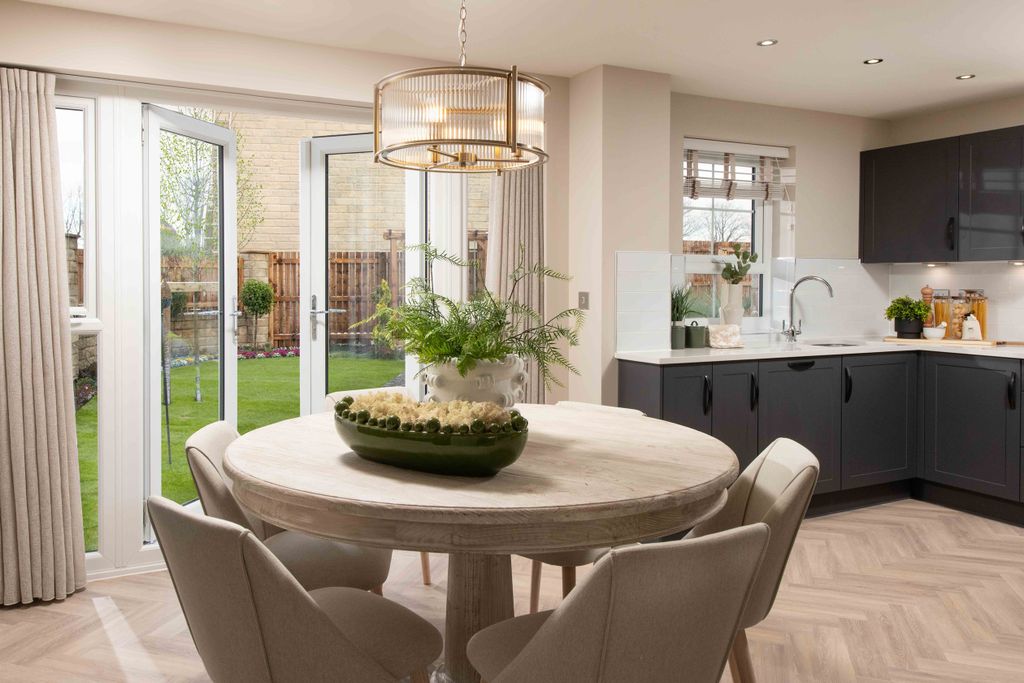 Property photo 3 of 10 Kite Dining Kitchen