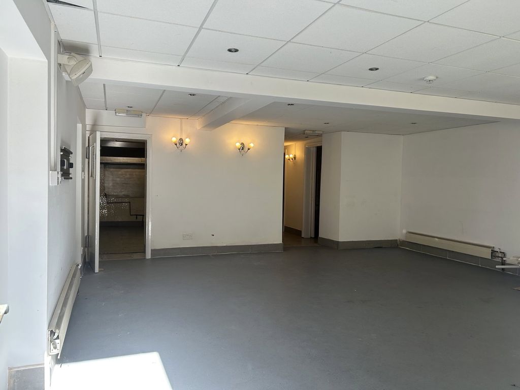 Property photo 2 of 4