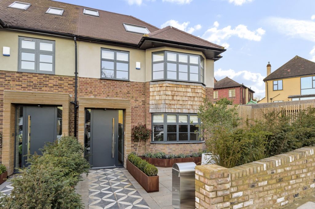Property photo 1 of 24 826034 (1)c