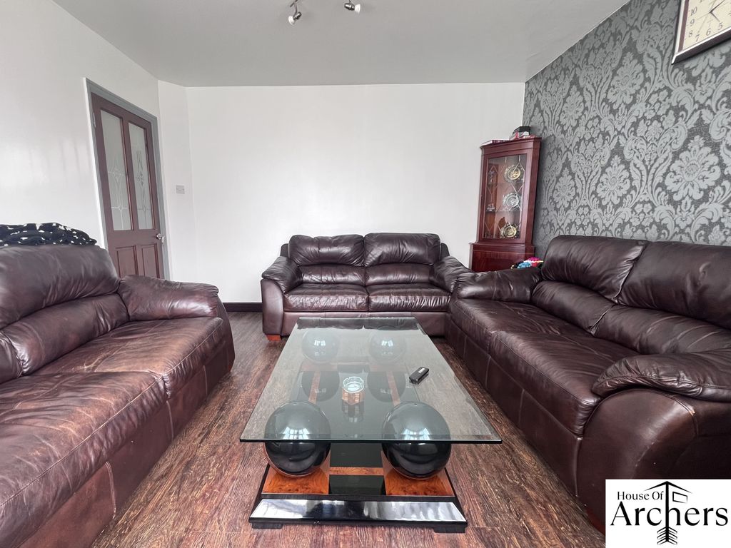 Property photo 3 of 24 Living Room 1