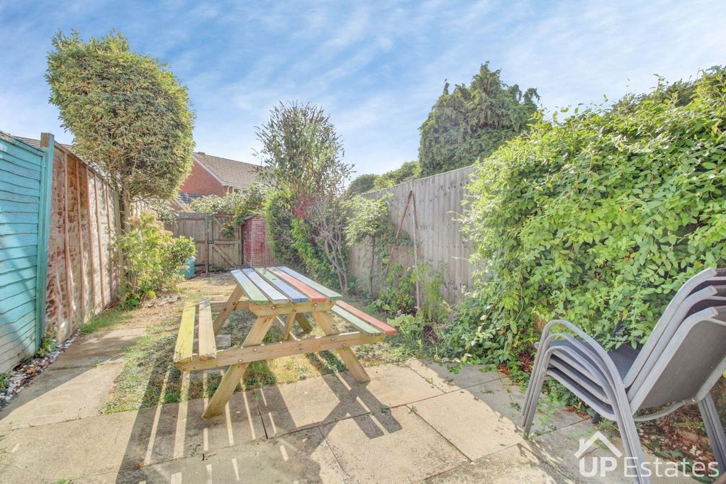 Property photo 3 of 9
