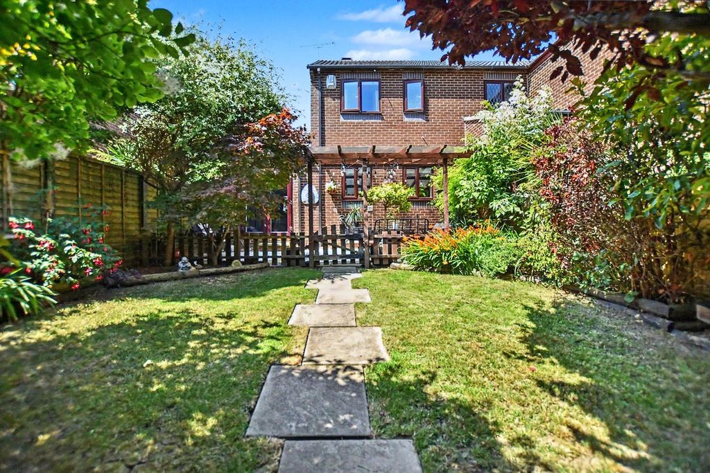 Property photo 1 of 15 Picture No. 16