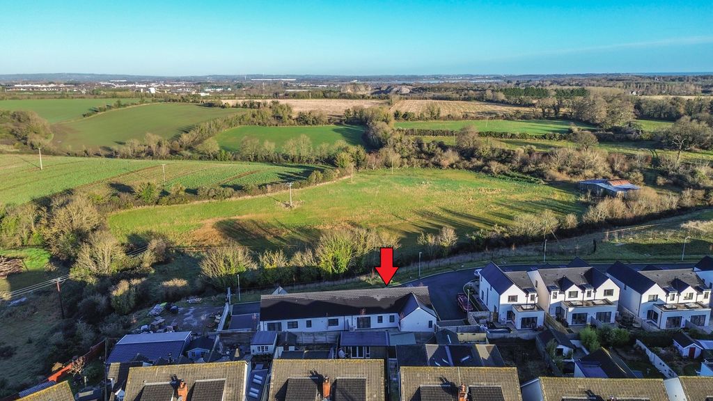 Property photo 3 of 21