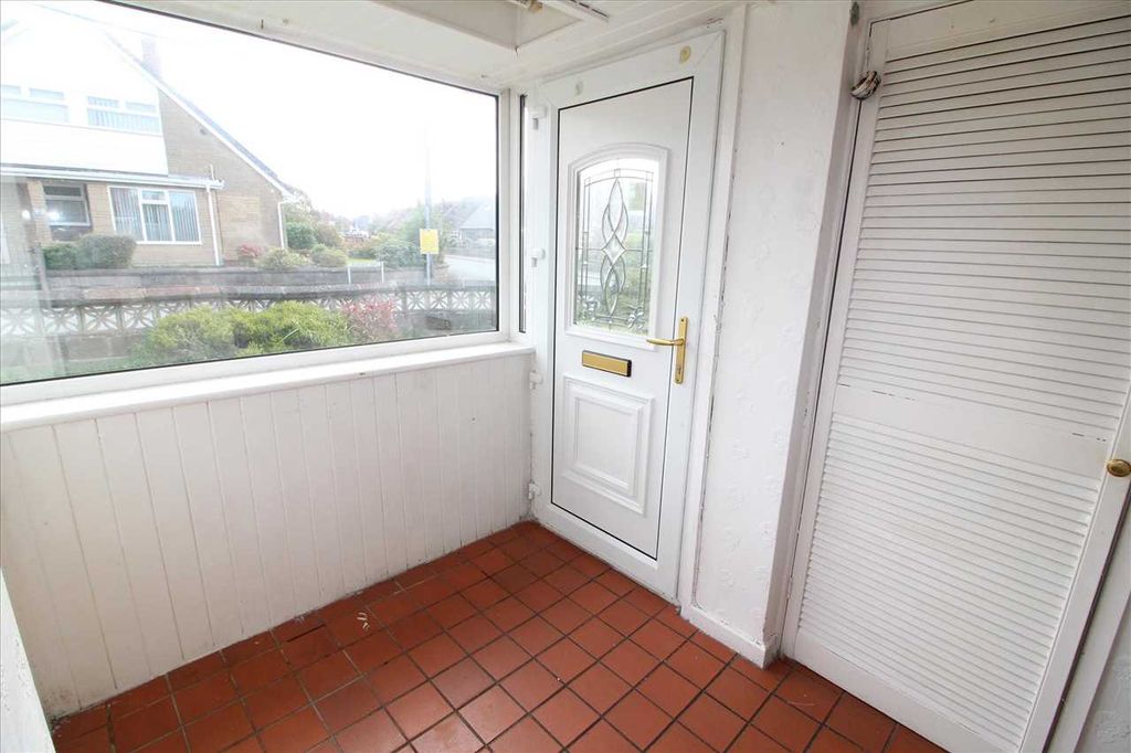 Property photo 2 of 15 Hall