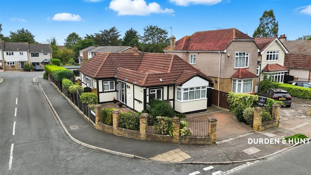 Property photo 1 of 17 Ascension Road