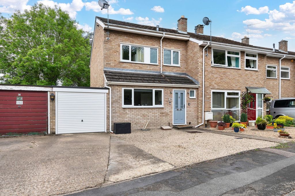 Property photo 1 of 15