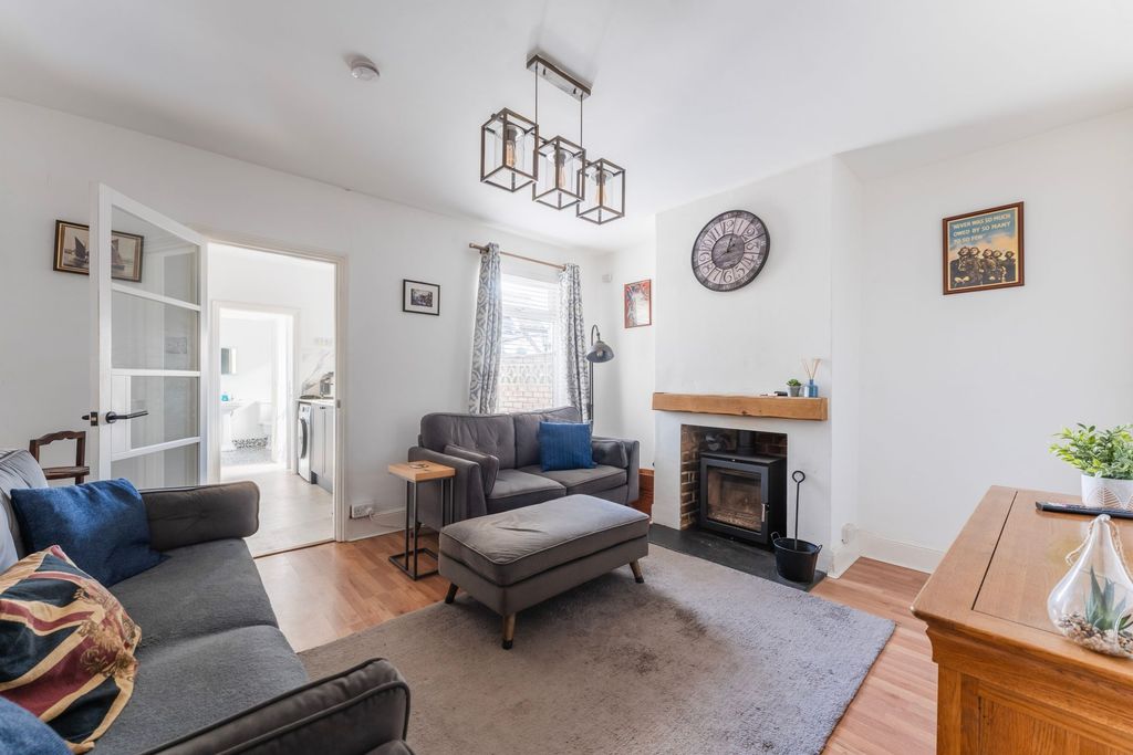 Property photo 2 of 18