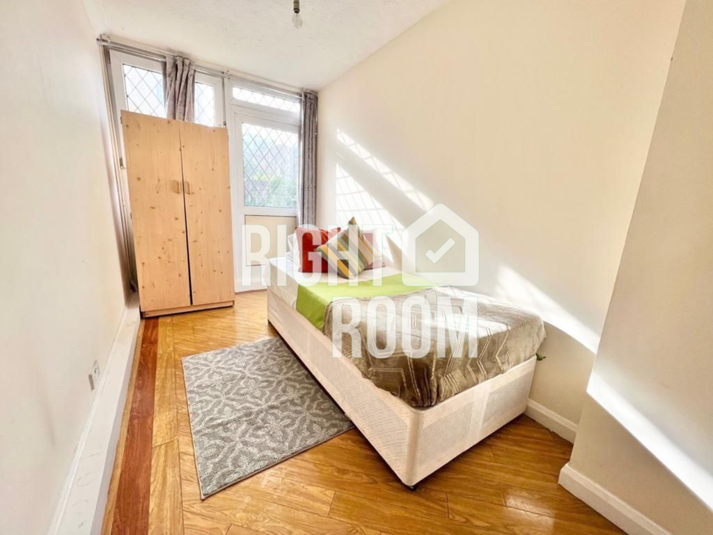 Property photo 1 of 4