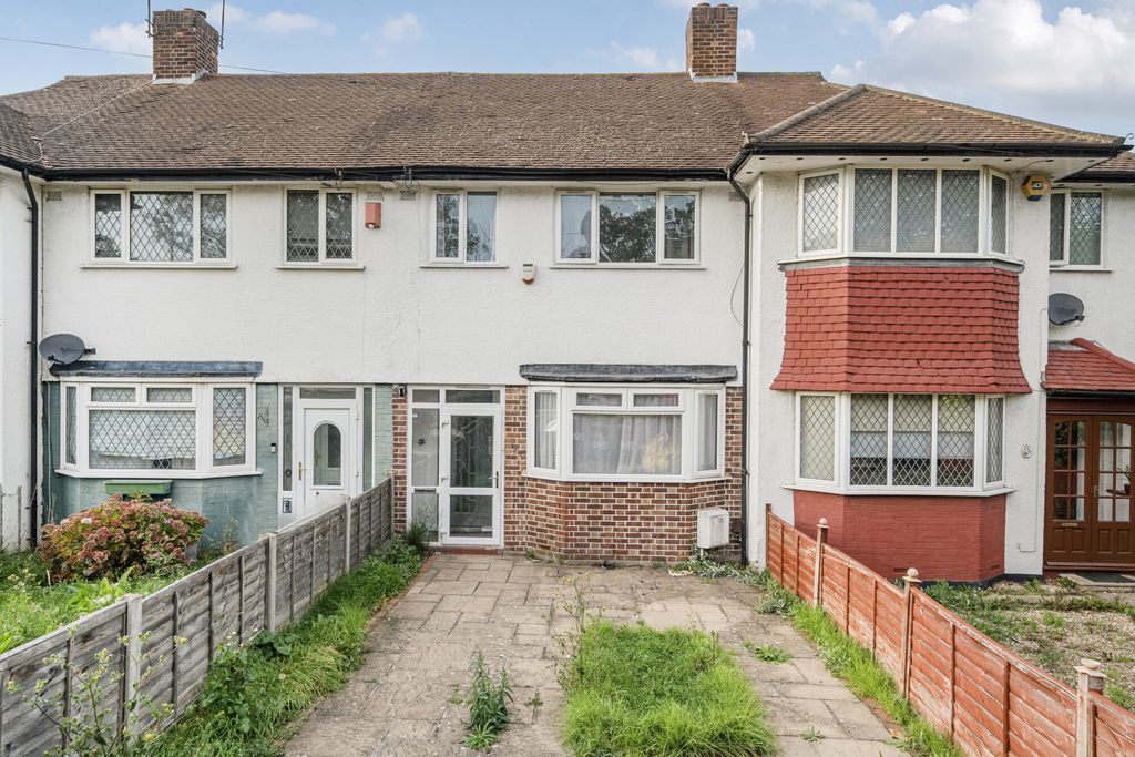 Property photo 1 of 12 External