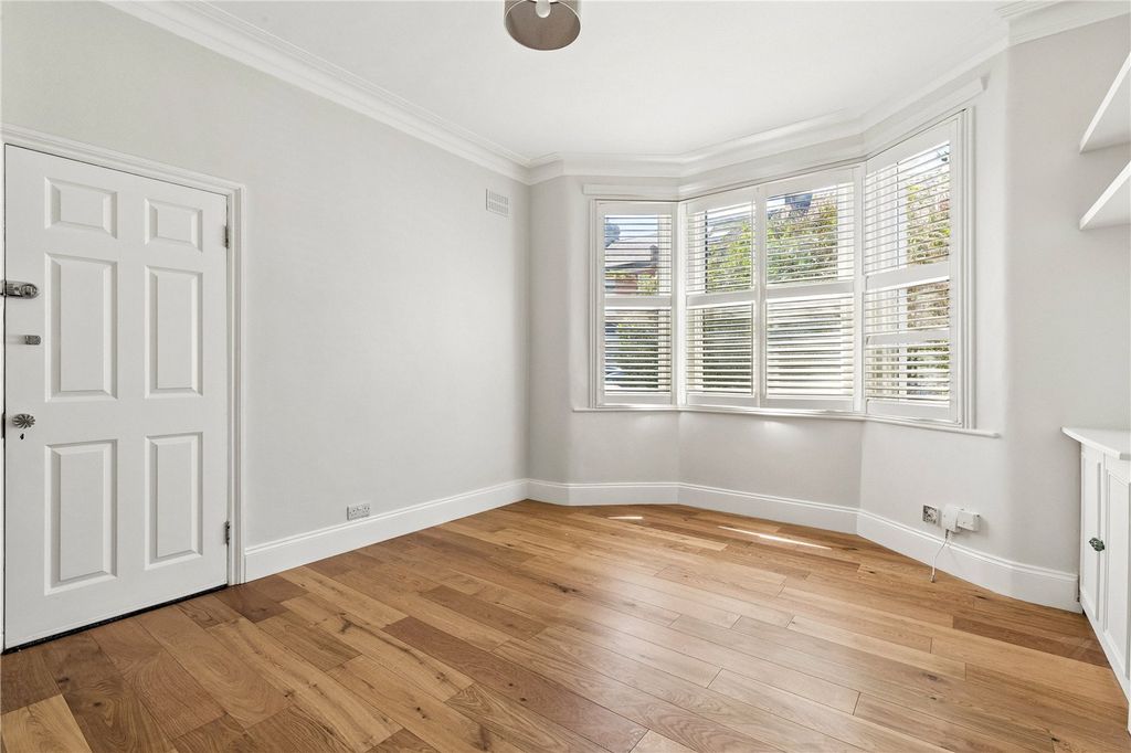 Property photo 3 of 9 Picture No. 02