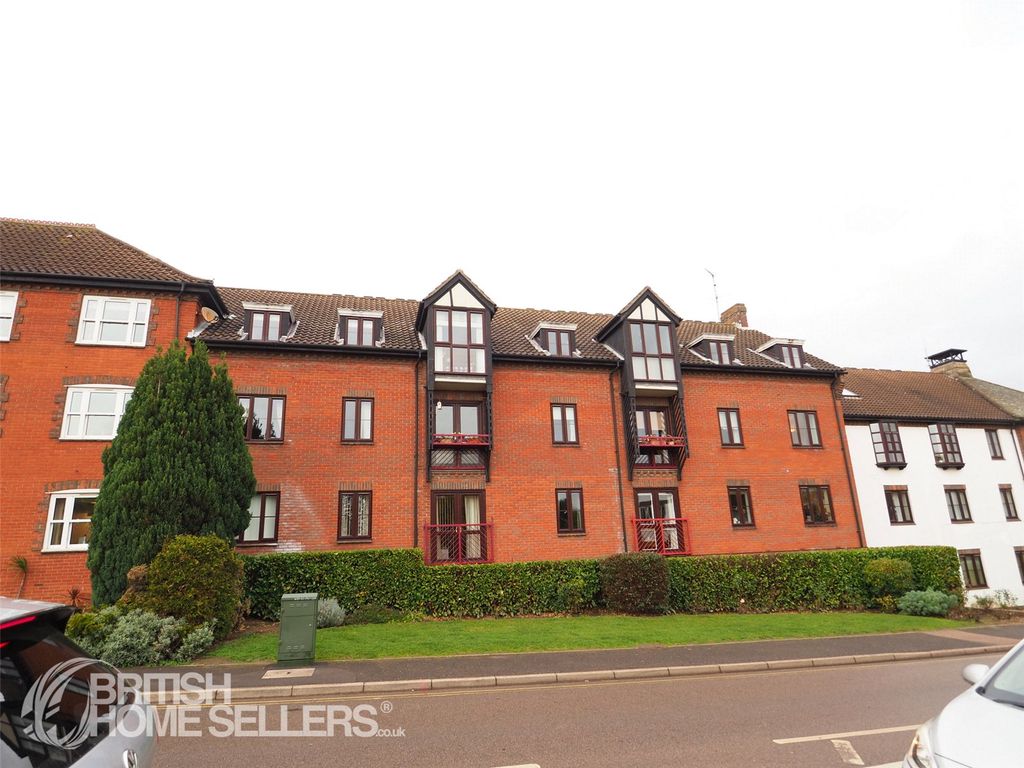 Property photo 1 of 19 Picture No. 12