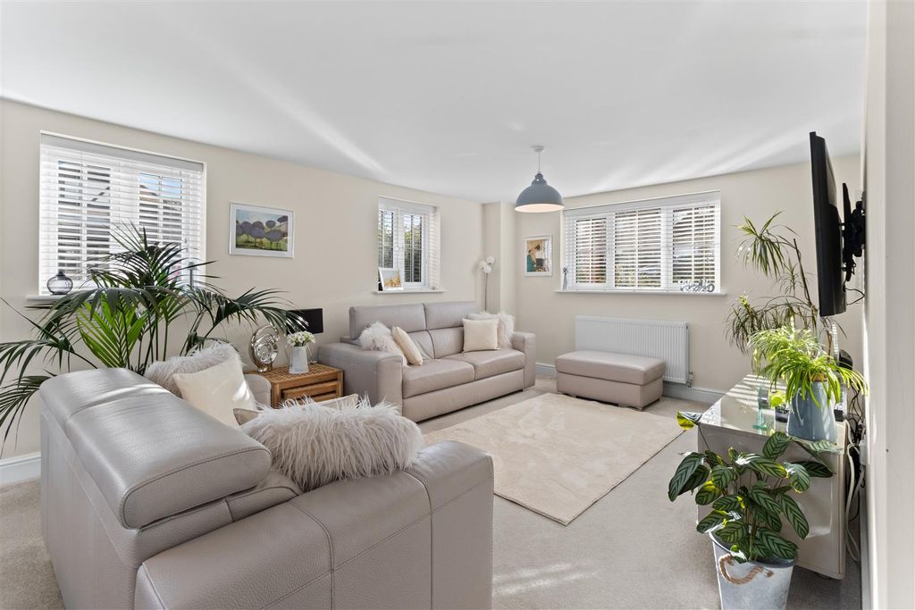 Additional image 8 of 4 bed detached house for saleOak Fields, Hailsham BN27