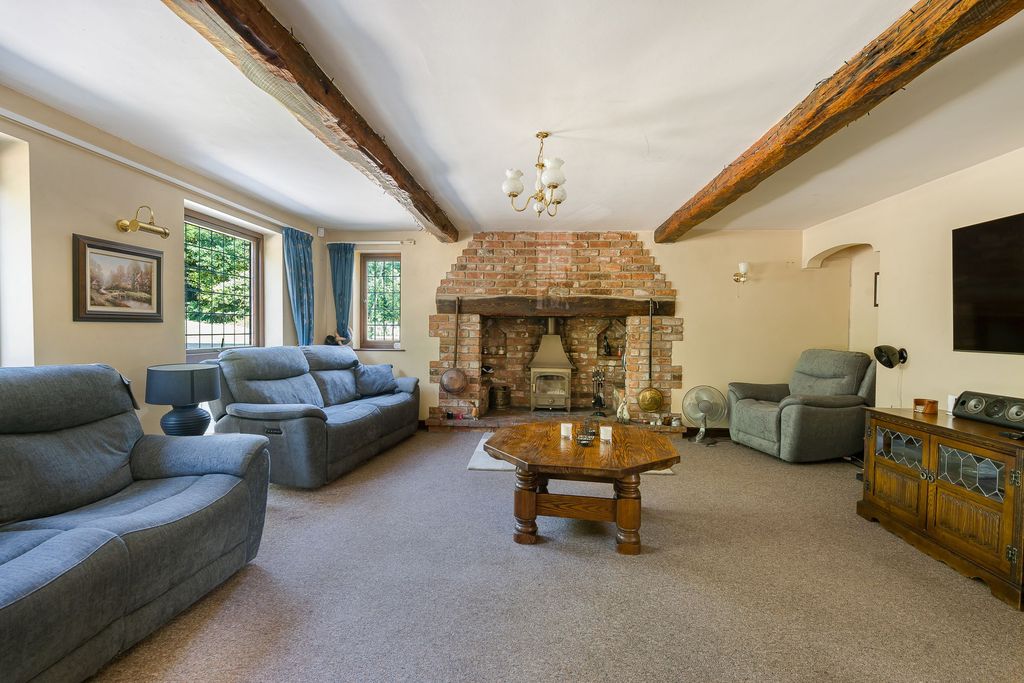 Property photo 2 of 49
