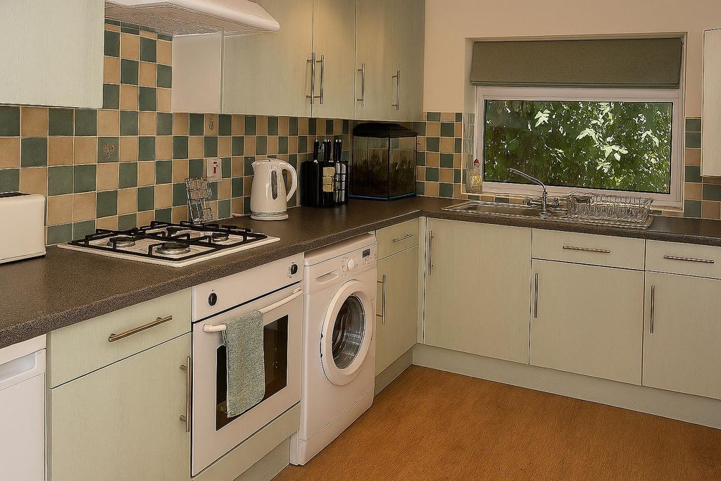 Property photo 2 of 6 Designer (3).Png